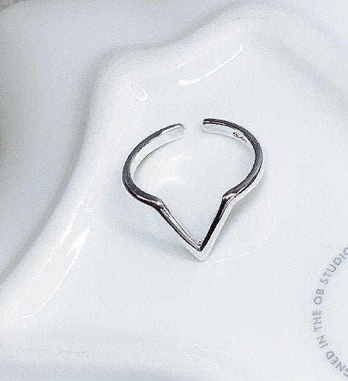 Silver Wishbone ring