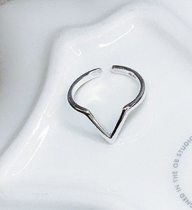Silver Wishbone ring