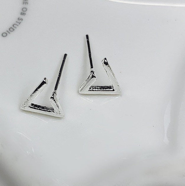 Geometric Triangle Studs