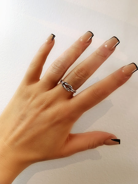 Double Knot Ring